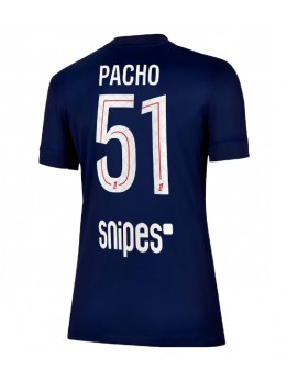 Zenske Futbalové oblečenie Paris Saint-Germain Willian Pacho #51 2025-26 Krátky Rukáv - Domáci Zenske Futbalové oblečenie Paris Saint-Germain Willian Pacho #51 2025-26 Krátky Rukáv - Domáci